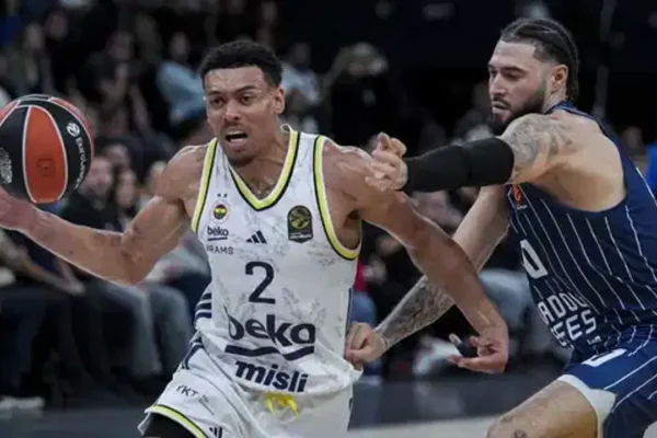 EuroLeague’de nefes kesen akşam: Avrupa derb... EuroLeague’de nefes kesen akşam: Avrupa derb...