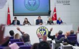 Buca’da soğuk duş: Meclis üyesi istifa etti!