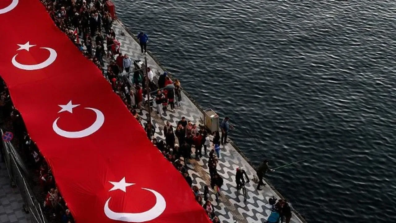 İzmir trafiğine 29 Ekim düzenlemesi!