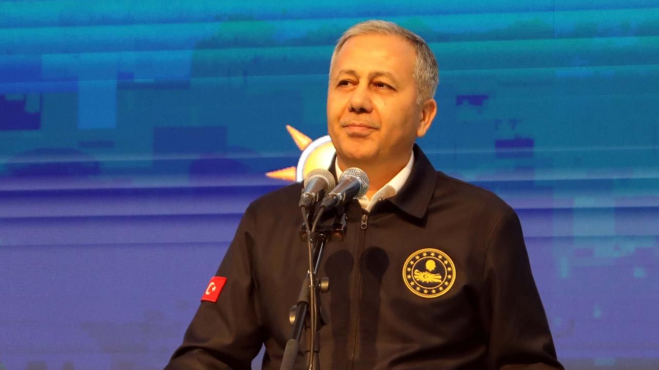 Bakan Yerlikaya: Ülkesine dönen Suriyelilerin sayısı 550 bini buldu
