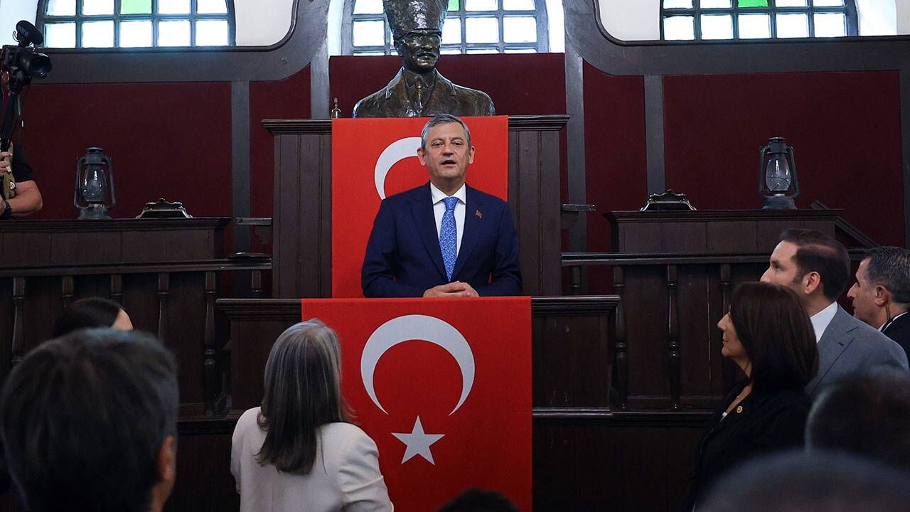 Yeni parti’den ilk toplantı: Özgür Özel genel başkan!