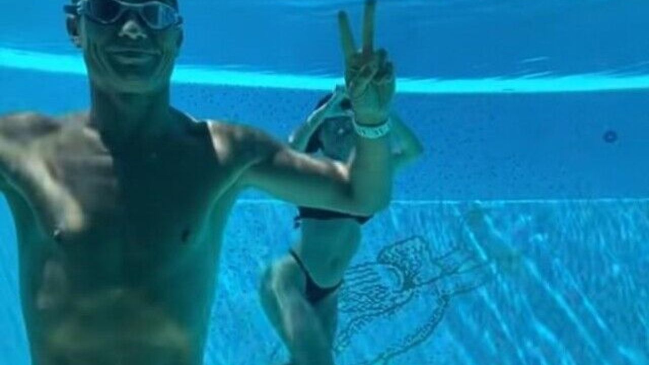 Ronaldo ve Georgina’dan havuz şov!