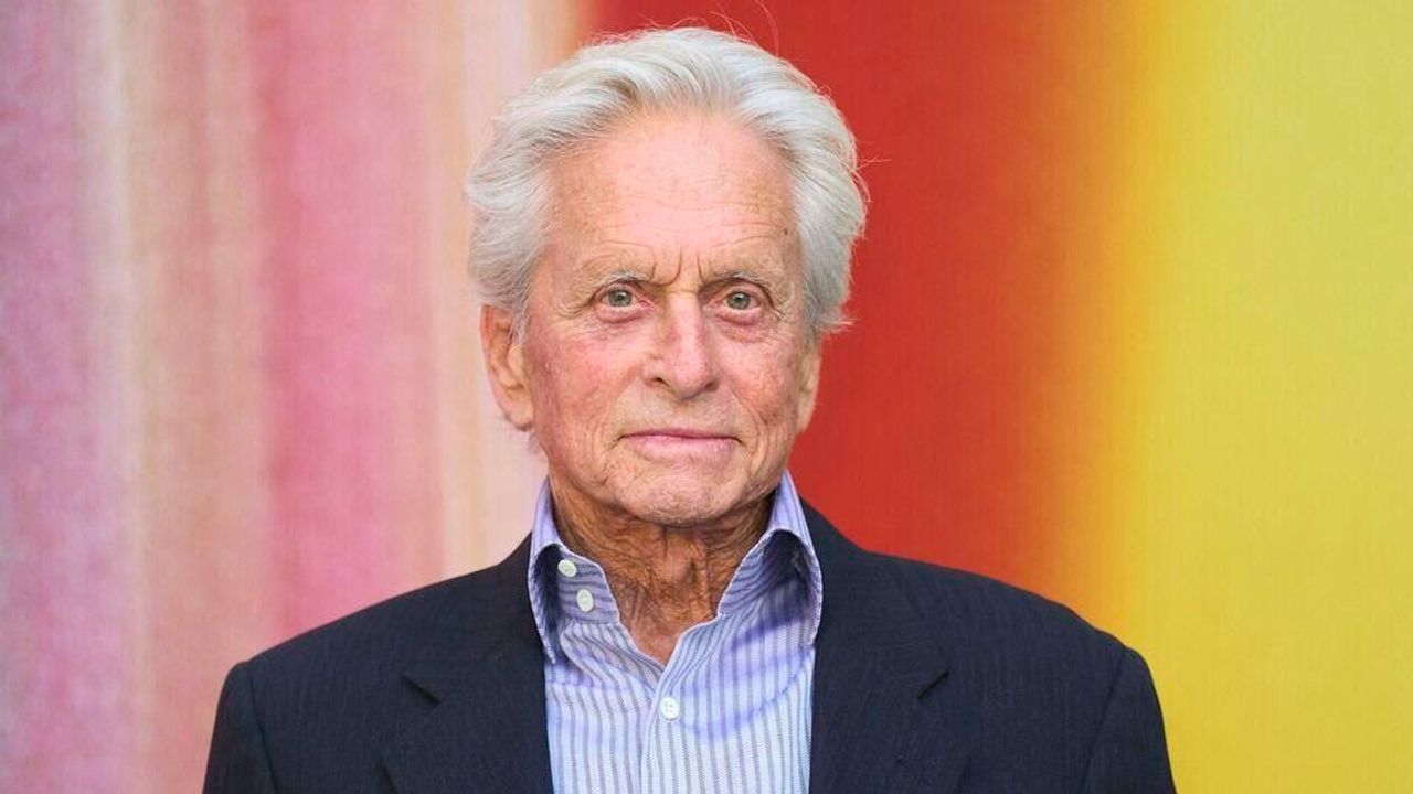 Michael Douglas’tan ihanet itirafı: Eşimi rol arkadaşımla aldattım