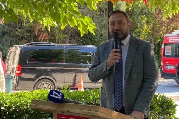 Gümrükçü’den CHP zirvesinde mesaj: Kaleleri teslim...