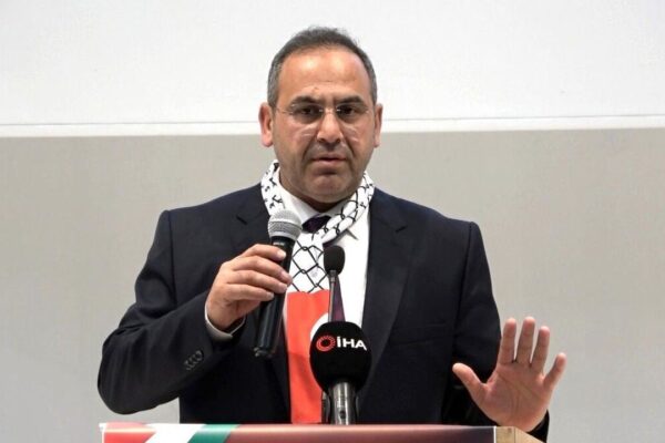İzmir için “ikinci kez fetih” dedi: Barodan suç du... İzmir için “ikinci kez fetih” dedi: Barodan suç du...