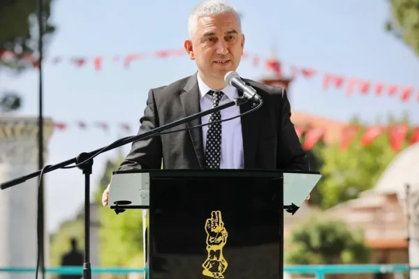 AK Parti’ye geçeceği iddia edilmişti: Kurult... AK Parti’ye geçeceği iddia edilmişti: Kurult...